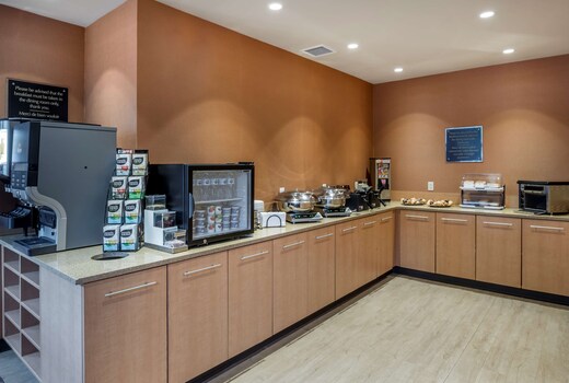 Best Western Plus Bathurst Hotel & Suites