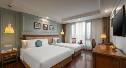 Hanoi Pearl Hotel Room Type - Deluxe Triple City View Hanoi Pearl Hotel Room Type - Deluxe Triple City View