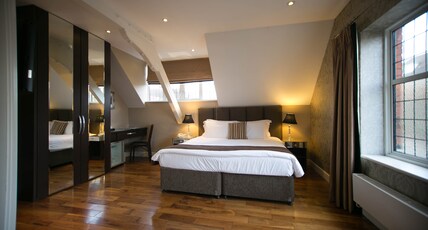 The Pillar Hotel Room Type - Standard Double or Twin Room