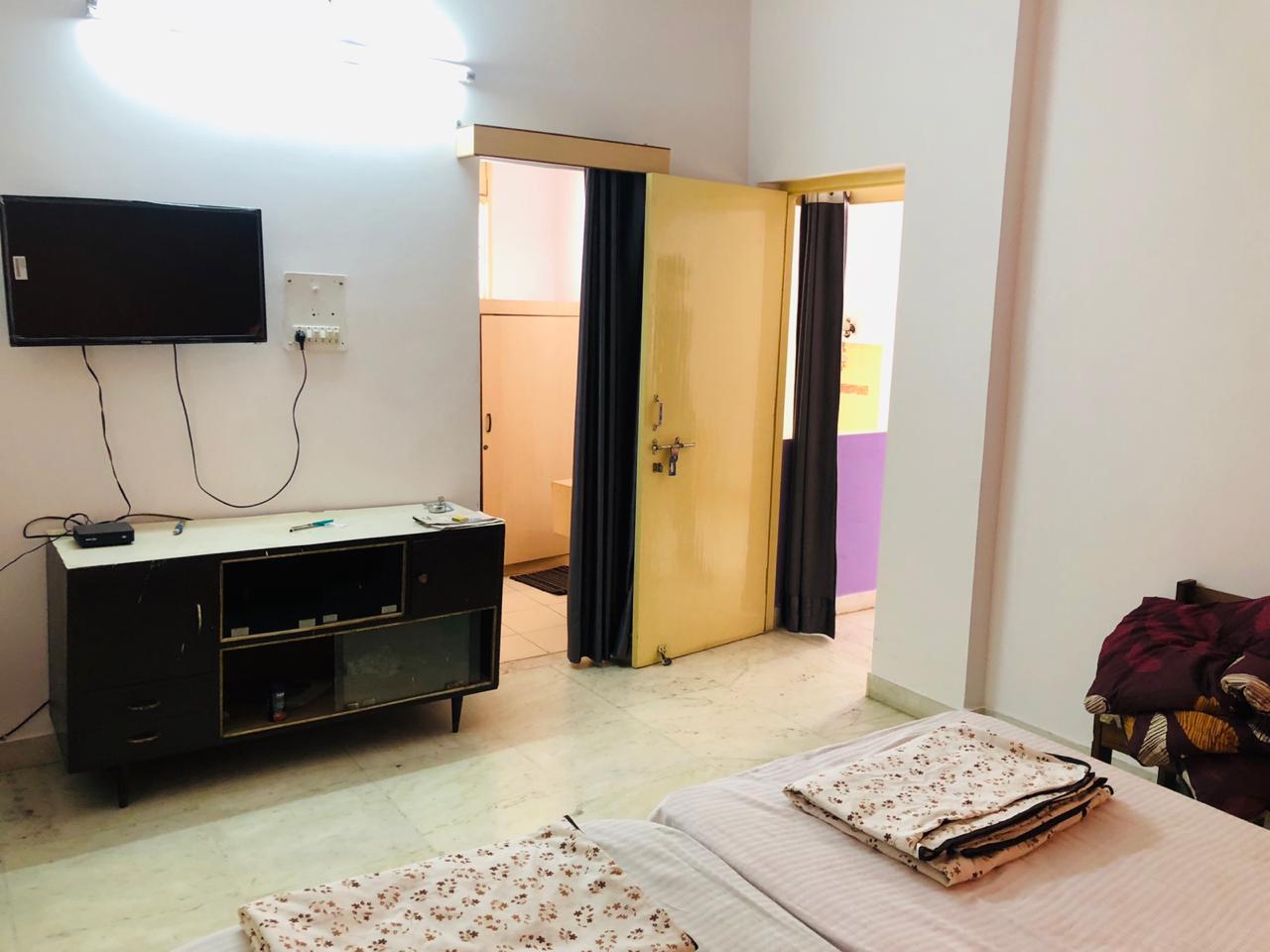 Corner Cottage Homestay - Tap to explore photos