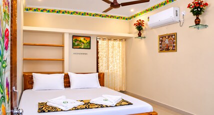 Sri Thirumalaivasa Guest House Room Type - king Room Sri Thirumalaivasa Guest House Room Type - king Room