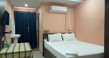 HOTEL MAYUREE PLAZA Room Type - Standard Double AC
