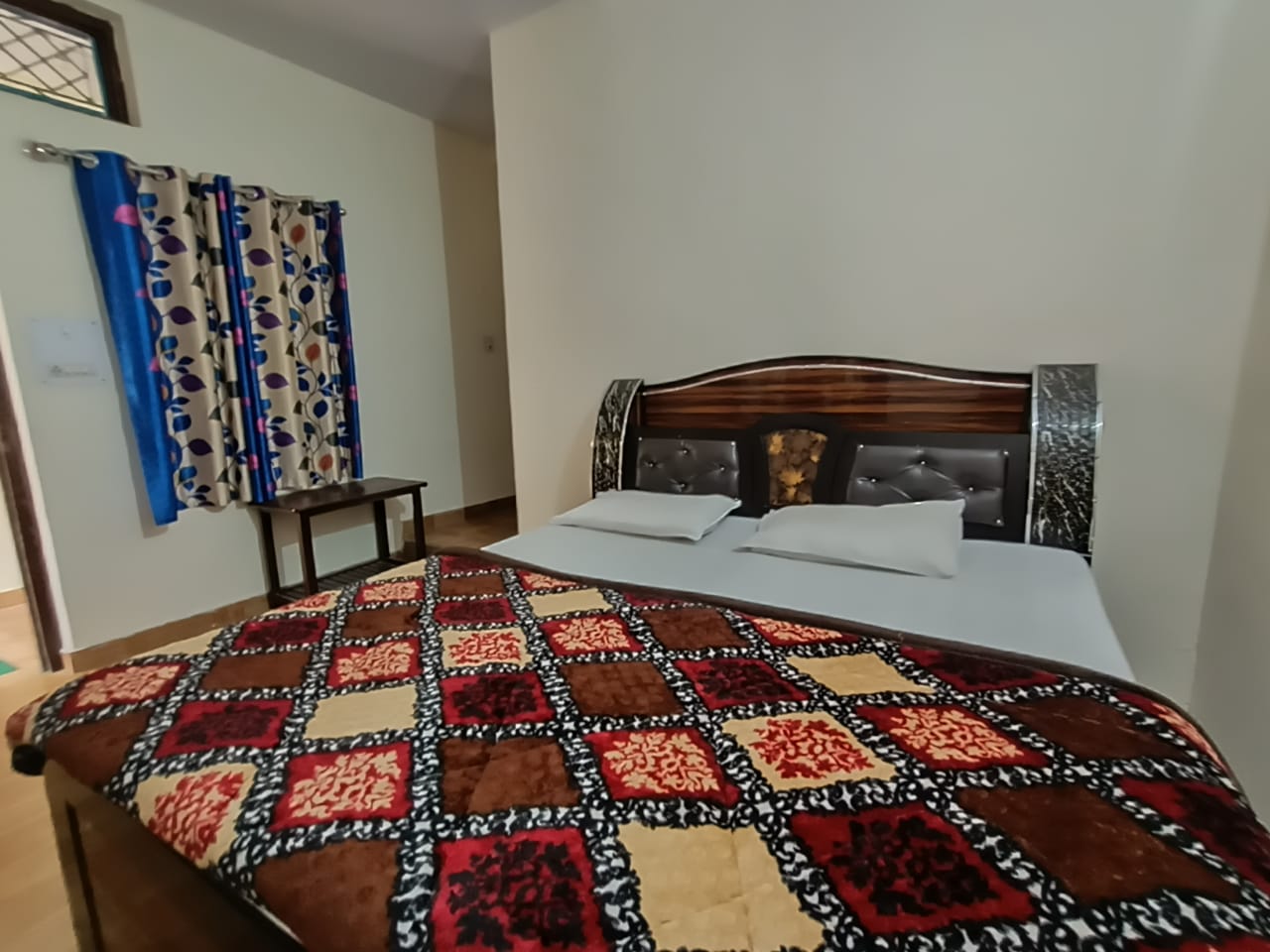 Jagdamba Tourist Lodge - Tap to explore photos