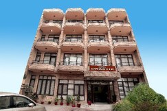 Address of Hotel Swastik