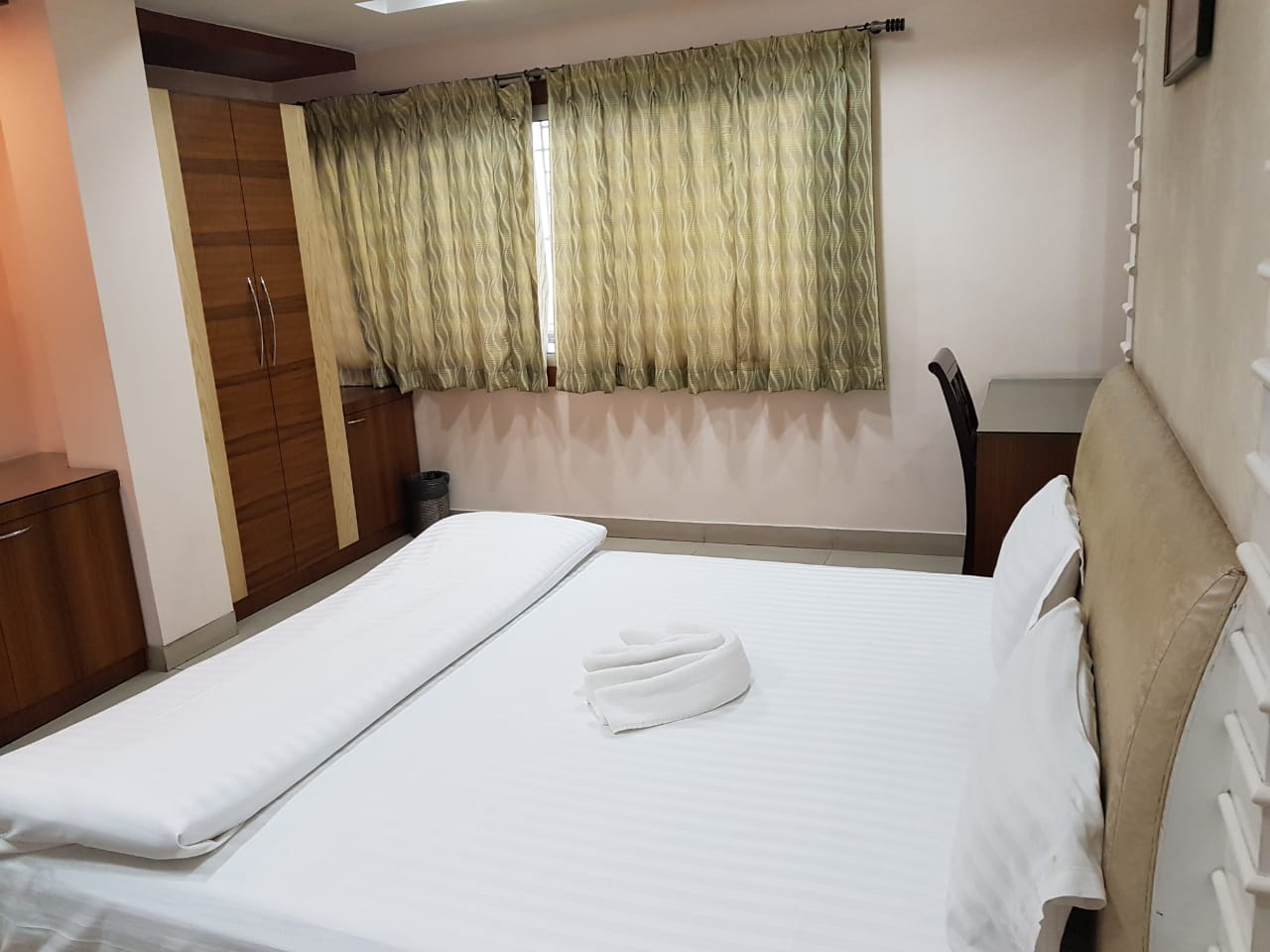 Hotel Madhulika Inn - Tap to explore photos