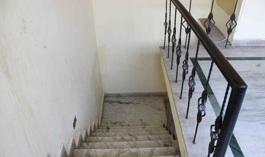 Plaza Inn - Tap to explore photos