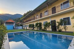 Green Ganga Resort
