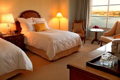 Hilton Lake Las Vegas Resort and Spa