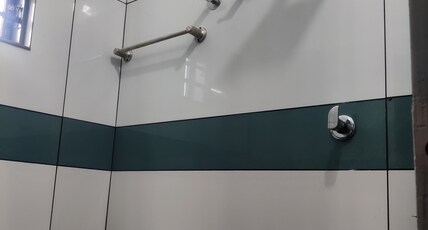 Ponnus Residency Room Type - Bedroom 5