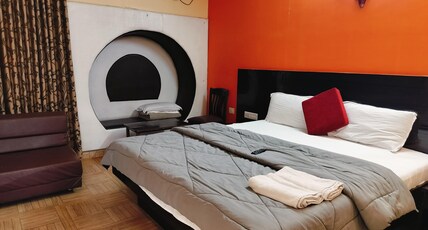 Shree Ganesh Beach Resort Room Type - Nature View Couple Cottage (2 Person)