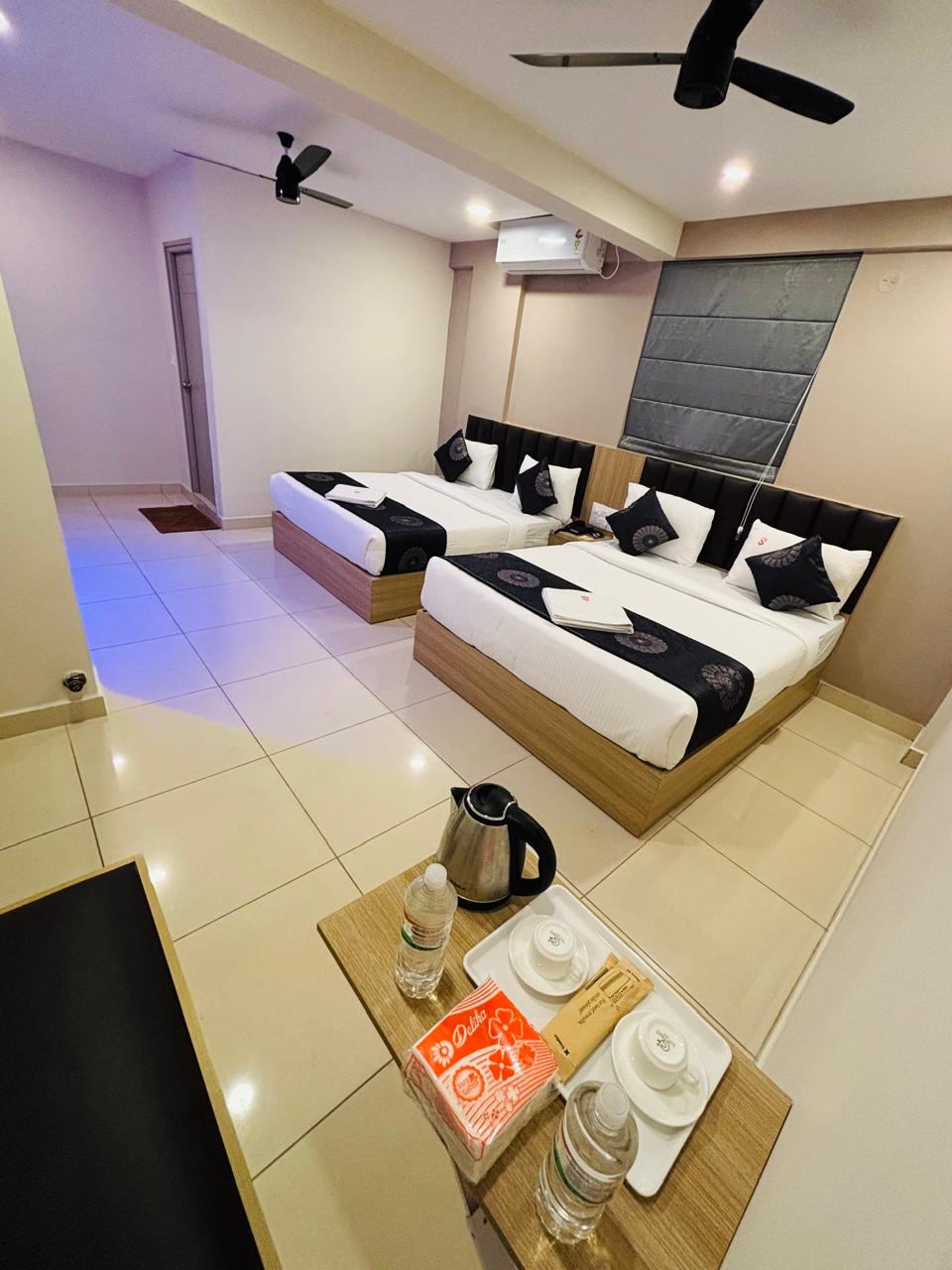 Hotel Sahara Express - Tap to explore photos