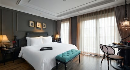La Siesta Premium Hang Be Room Type - Junior Suite - French Balcony La Siesta Premium Hang Be Room Type - Junior Suite - French Balcony