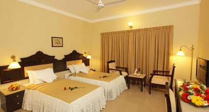 Hotel Airlink Castle Room Type - Deluxe King