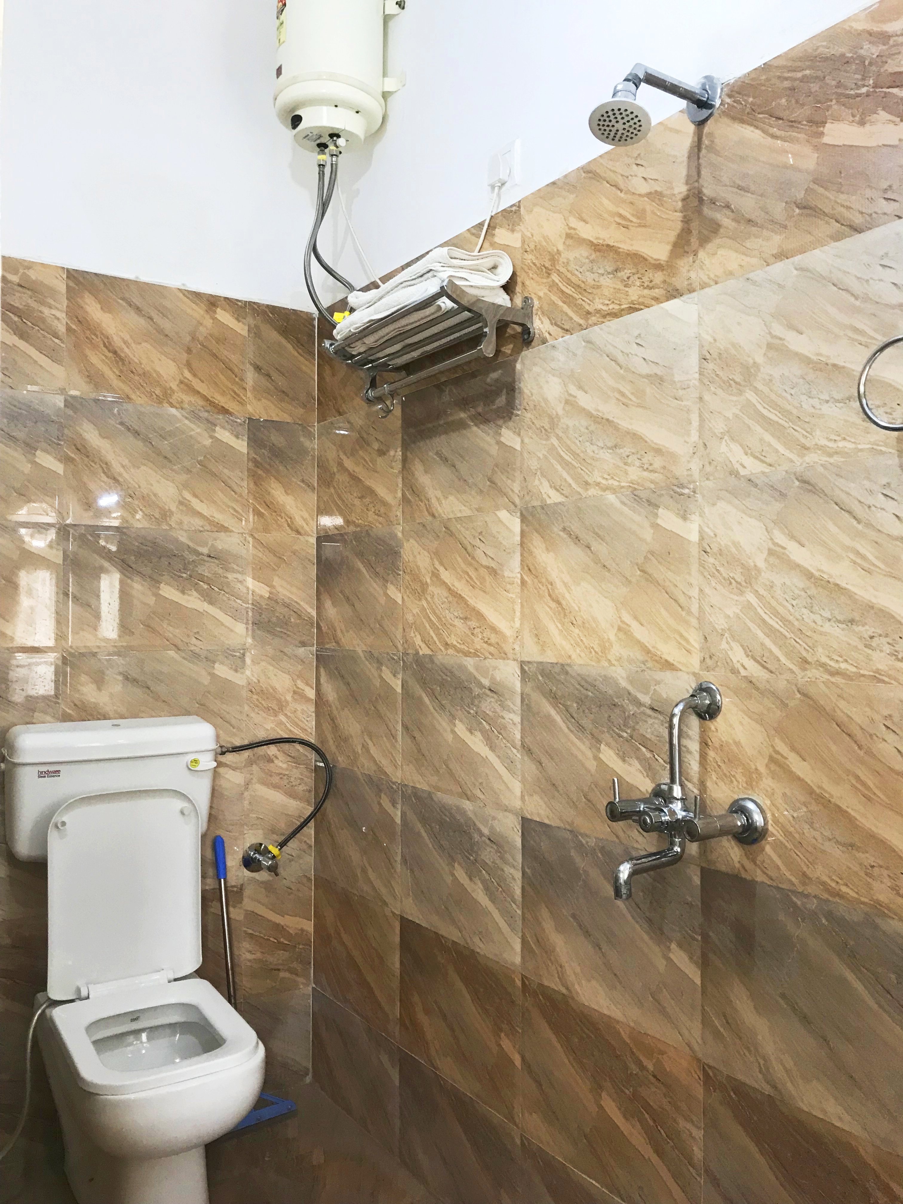 Gadh Ganesh Home Stay - Tap to explore photos