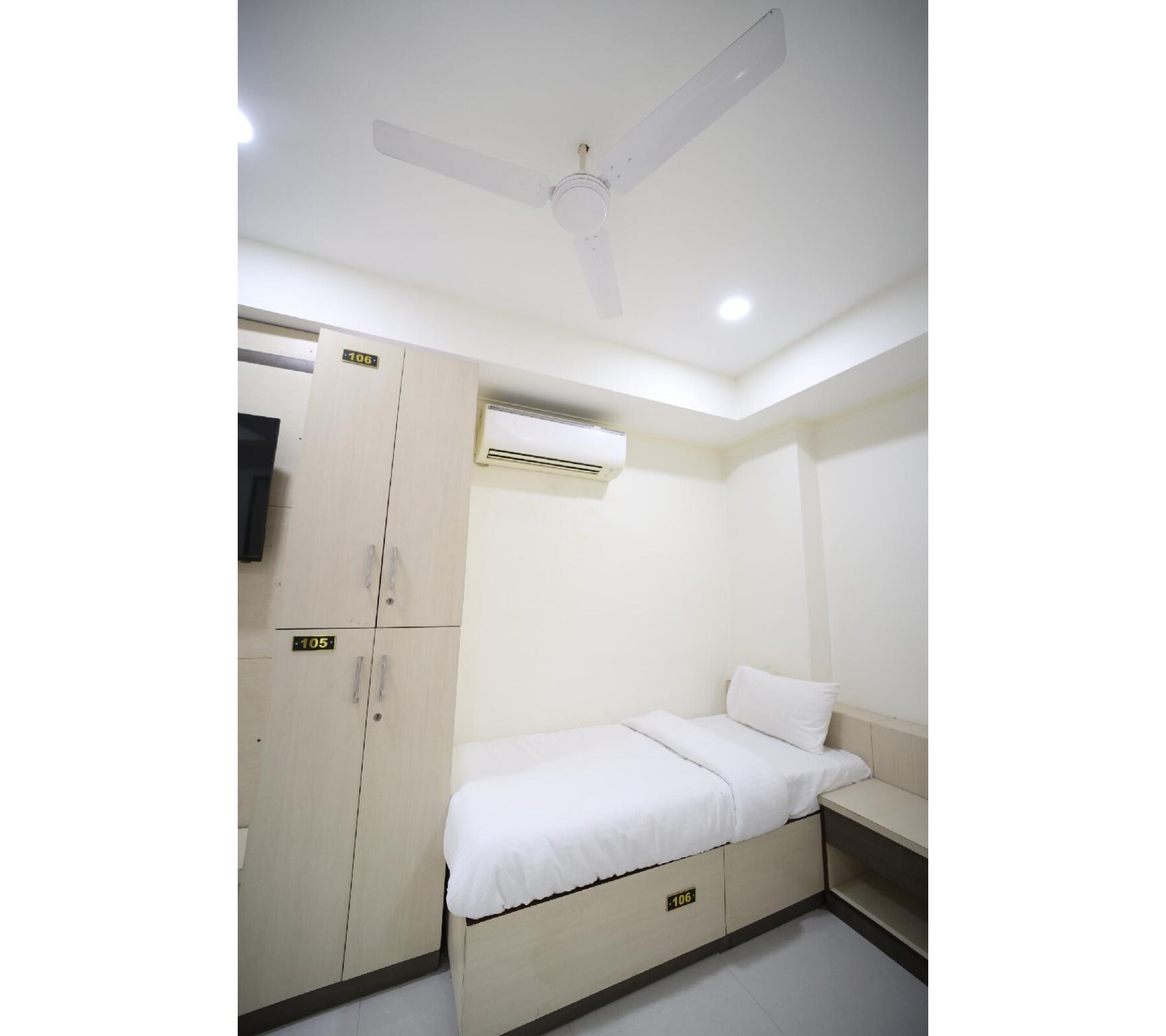 Hari Haran Prestige Dormitory - Tap to explore photos