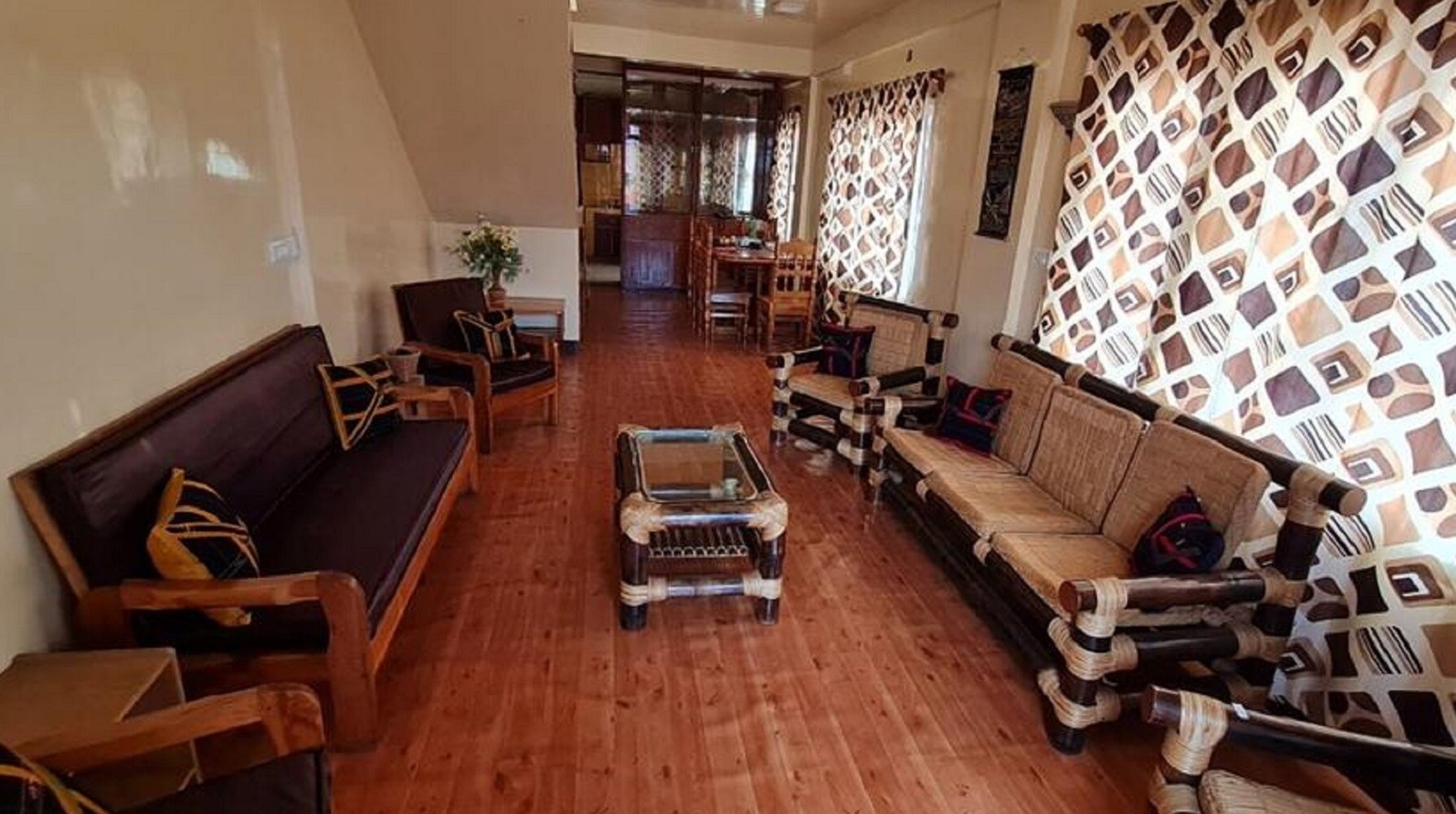 Melaai Bed and Breakfast Cottage - Tap to explore photos