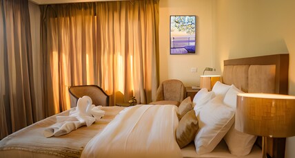 Hotel Dekiling Room Type - Deluxe Room