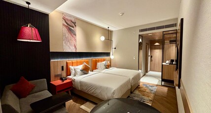 Ramada Encore By Wyndham Ayodhya Takpura Room Type - Premium Twin Bedded With Balcony
