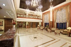 Address of The Rialto Hotel