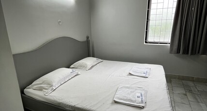 Hotel Ganesh Room Type - AC Standard Room