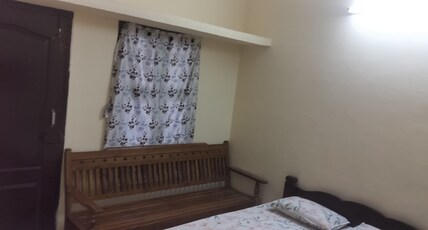Suganya Lodge Room Type - Non AC Double