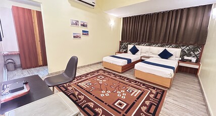 Hotel Golden I Room Type - Deluxe Room Twin Bed