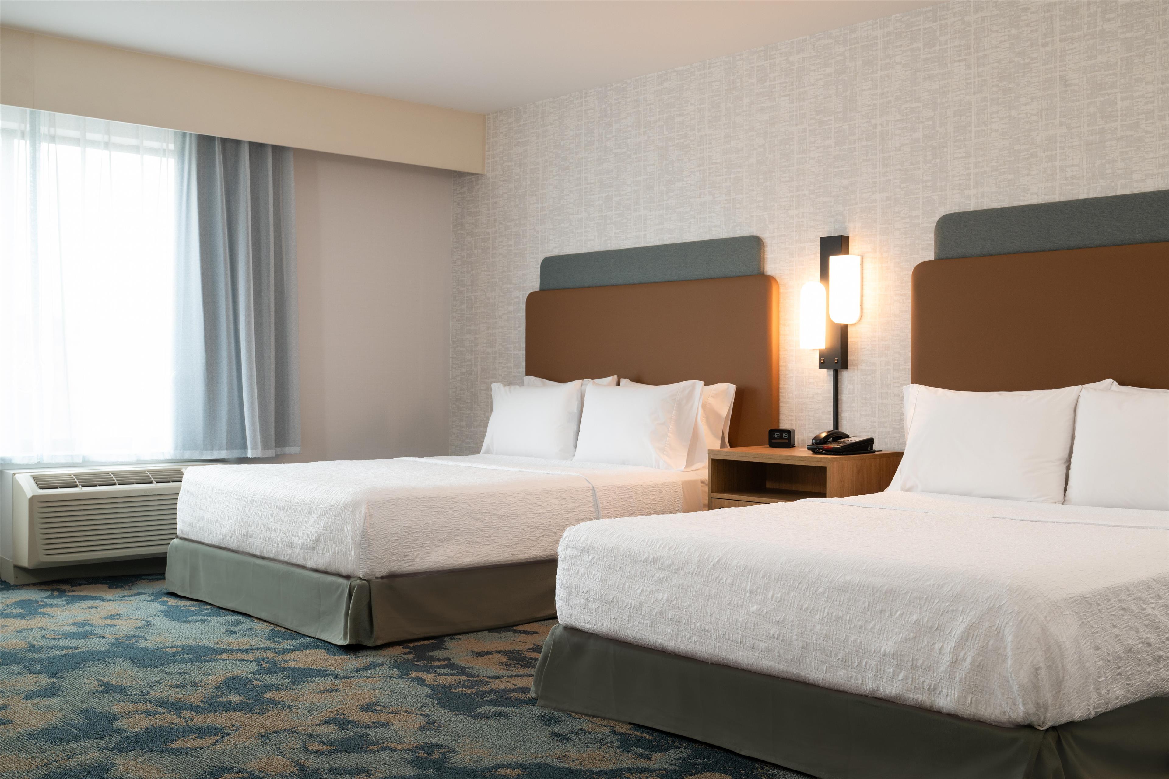 Hampton Inn & Suites by Hilton La Crosse Downtown - Tap to explore photos
