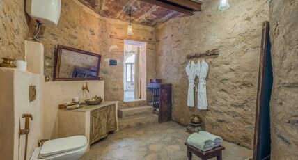 Raht Manmath Room Type - Suite Chitrani