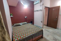 Krishnadham Homestay On The Road Near Puri Railway Station 800M