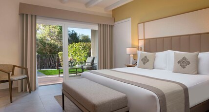Conrad Chia Laguna Sardinia Room Type - KING ACCESSBLE OASI DLX RM
