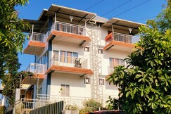 Dam valley home stay resort