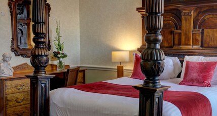 Hellaby Hall Hotel, BW Signature Collection Room Type - Suite-1 King Bed, Non-Smoking, Lounge