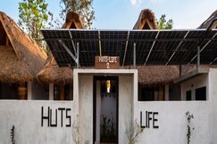 Huts Life Home Stay