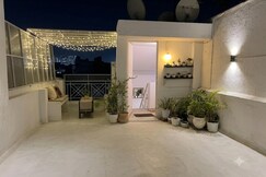 Pearl Cabin | 1BHK on a Terrace