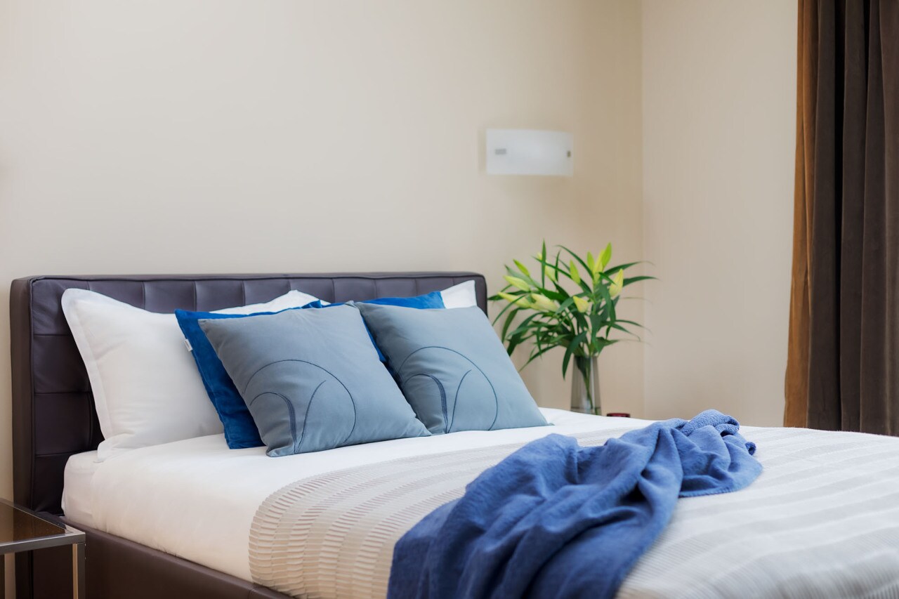 VISIONAPARTMENTS Albertstrasse 7 - Self check-in - Tap to explore photos