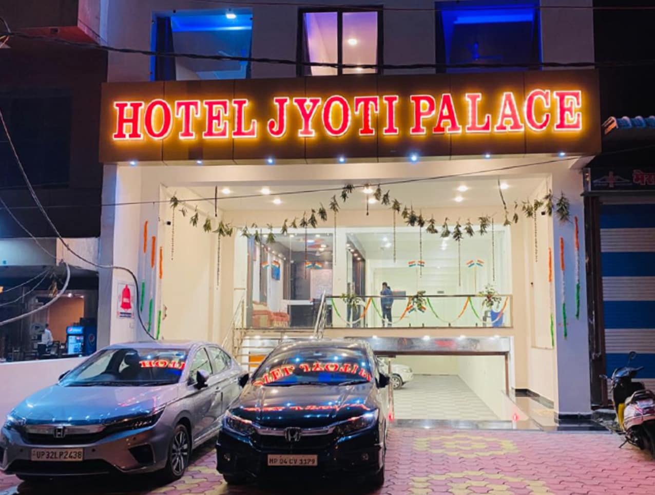 Hotel Jyoti Palace - Tap to explore photos