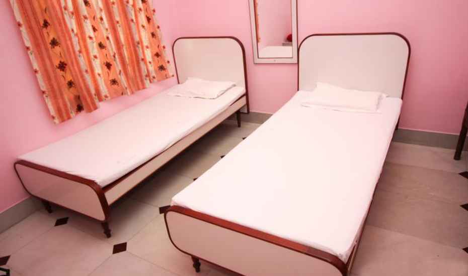 Hotel Vishal - Tap to explore photos