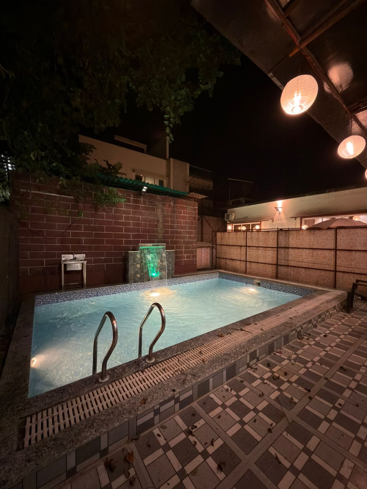 Nurvi Stays 3BHK Row House - Tap to explore photos