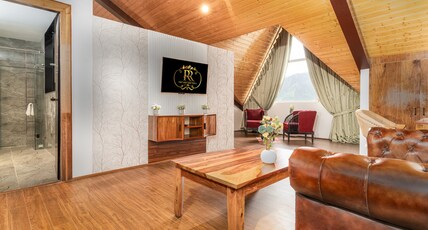 Robusta Retreat The Lake Side Resort, Srinagar Room Type - Lake and Mountain View Suite