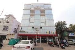 Hotel Ambassador Retreat 