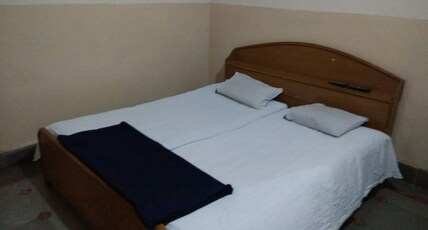 Hotel Gayatri Room Type - Standard Air Cooled Room 