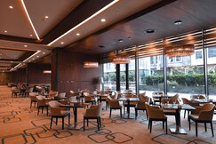 MERCURE ISTANBUL WEST HOTEL