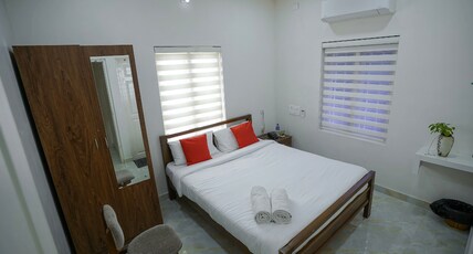 Adams Cottage | 10mins to Fort Kochi Beach Room Type - DELUXE AC ROOM Adams Cottage | 10mins to Fort Kochi Beach Room Type - DELUXE AC ROOM