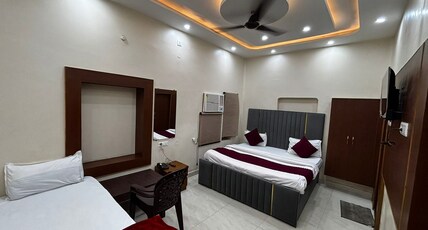 Hotel Jalsa Room Type - Triple Bed Room