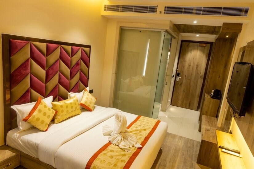Hotel Namaskar Villa - Tap to explore photos