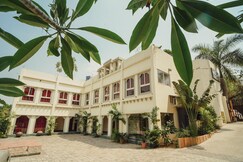 Aamore hotel & resort's