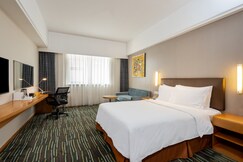Holiday Inn Express Shanghai New Jinqiao
