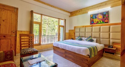 Hotel Aman Palace By Hotel Malabar Room Type - Super Deluxe Room