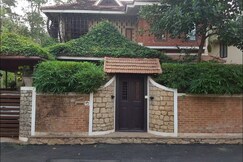 Thamburu Homestay - Perfect 2BH Retreat