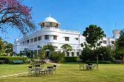 Seclude Fort Unchagaon